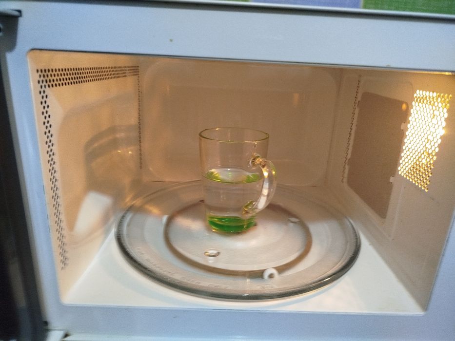 Продам рабочую микроволновку