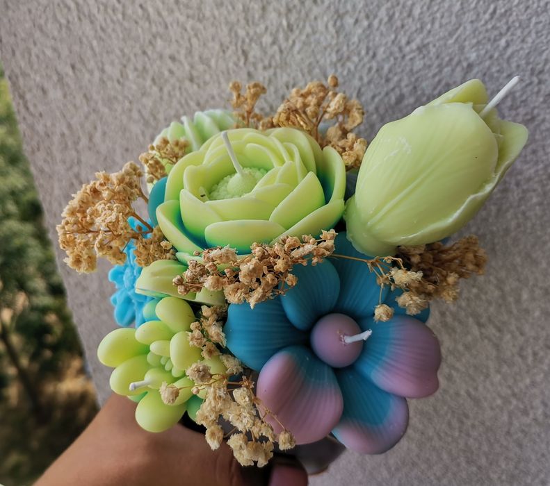 Букети от соеви свещи