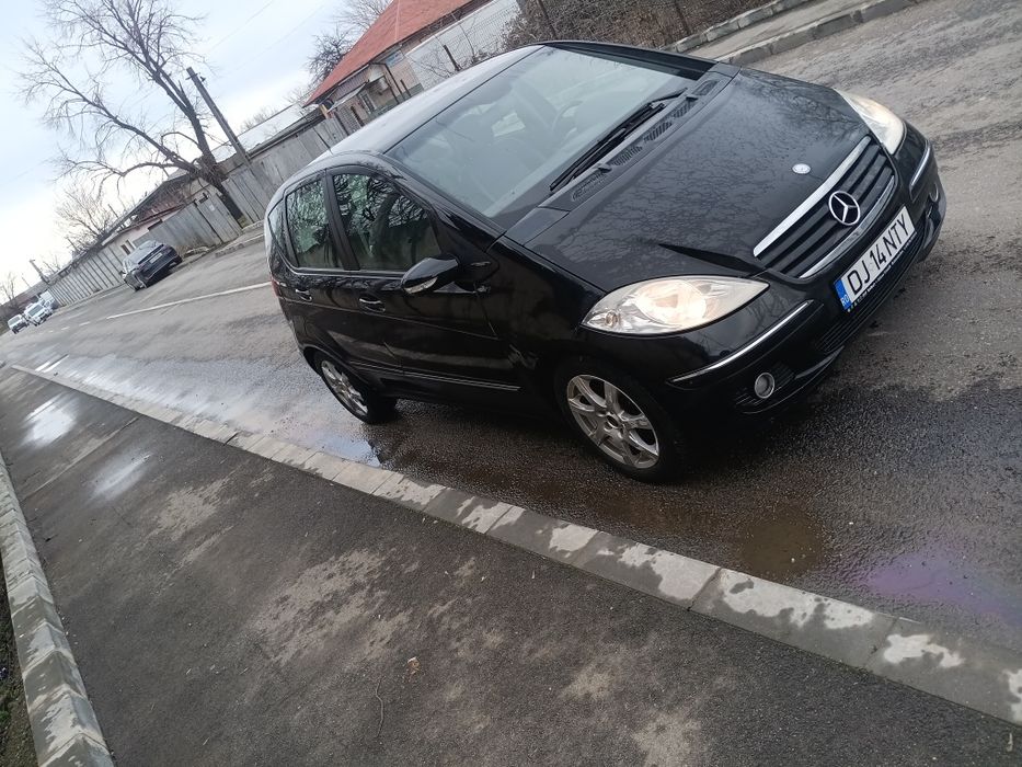 Vând Mașină mercedes-benz