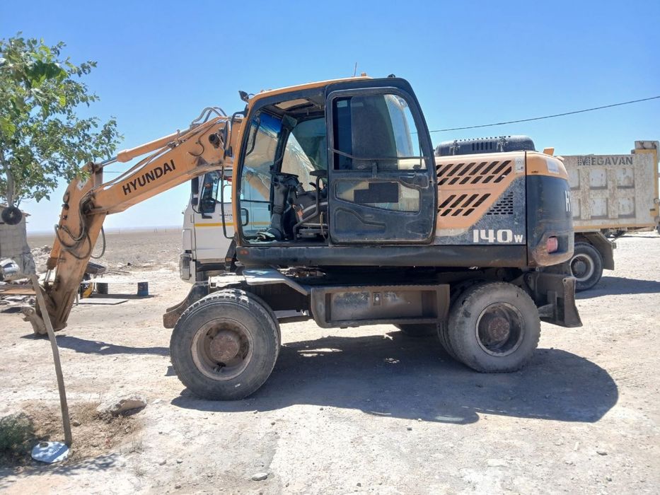 Hyundai ekskavator sotiladi – A’lo holatda!