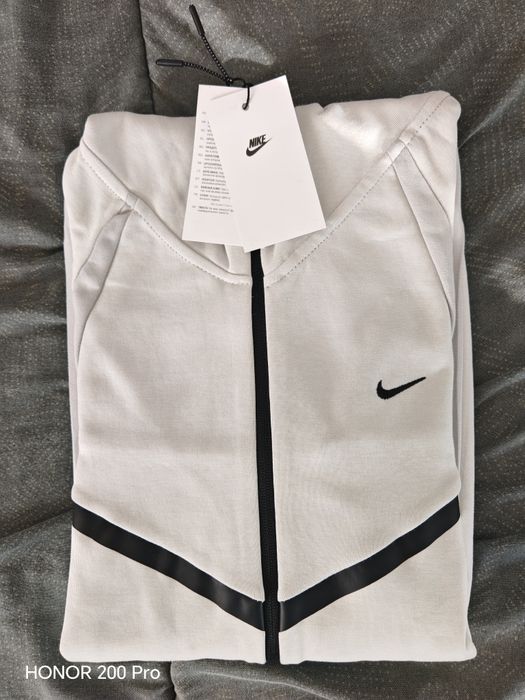 Nike Tech Fleece