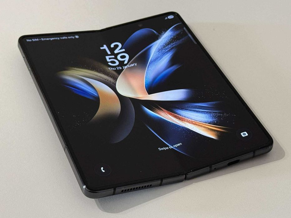 Бартер! Samsung Galaxy Z Fold 4 Graygreen (Зелен)