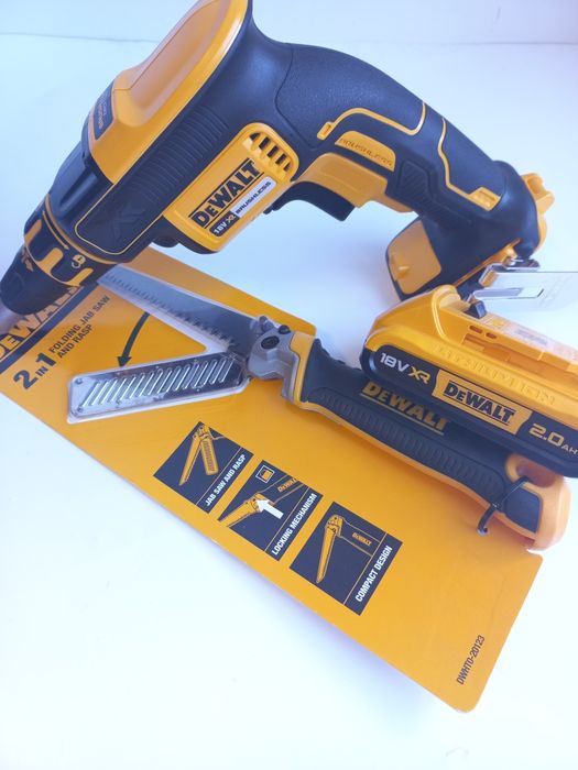 Винтоверт за гипсокартон DeWALT DCF620 с 2Ah батерия и Трион