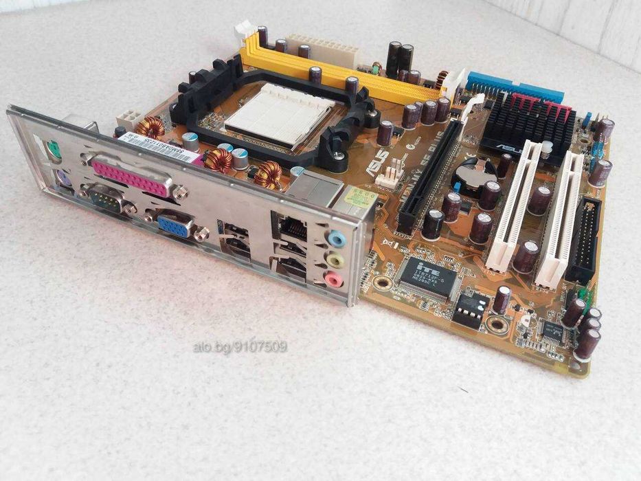Asus M2N-MX SE Plus/Athlon 64 X2 4400/4GB