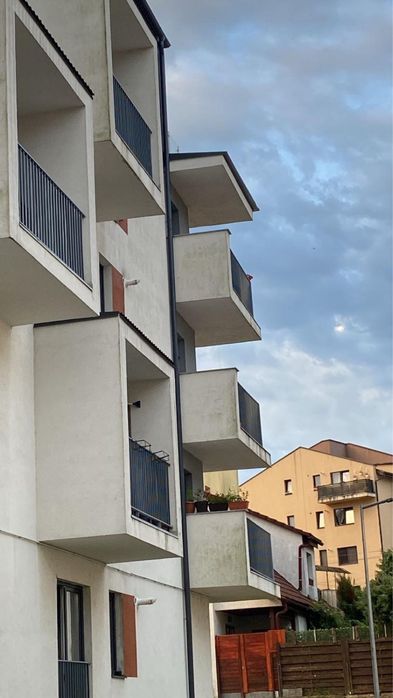 Vand apartament In Floresti
