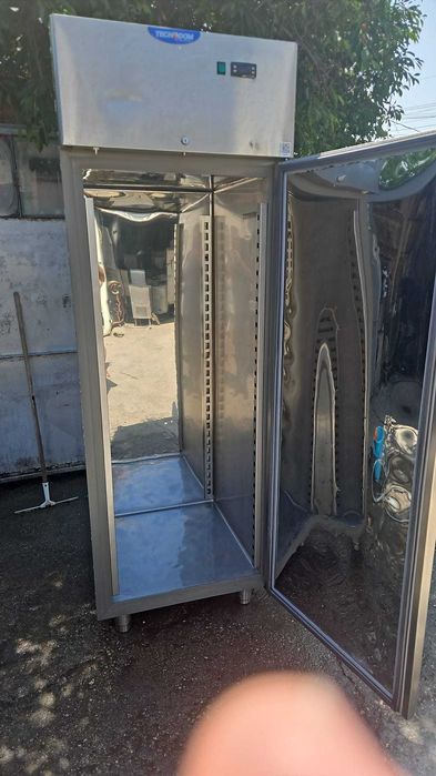 Frigidere si congelatoare profesionale simple si duble diferite tipuri