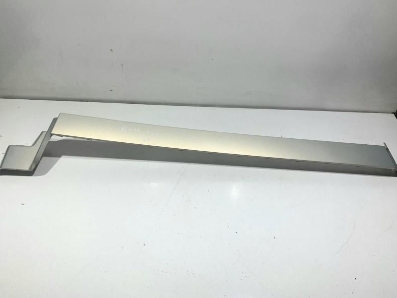 Bandou usa culisanta dreapta spate Seat Alhambra 2 7N0843796