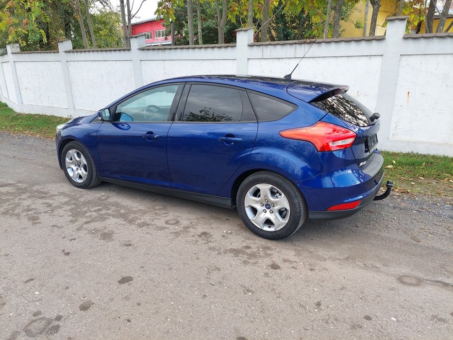 FORD Focus 2015 — imagine 5
