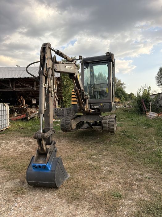 Miniexcavator VOLVO ECR 27 2014 (Yanmar, TAKEUCHI, KUBOTA, CAT)