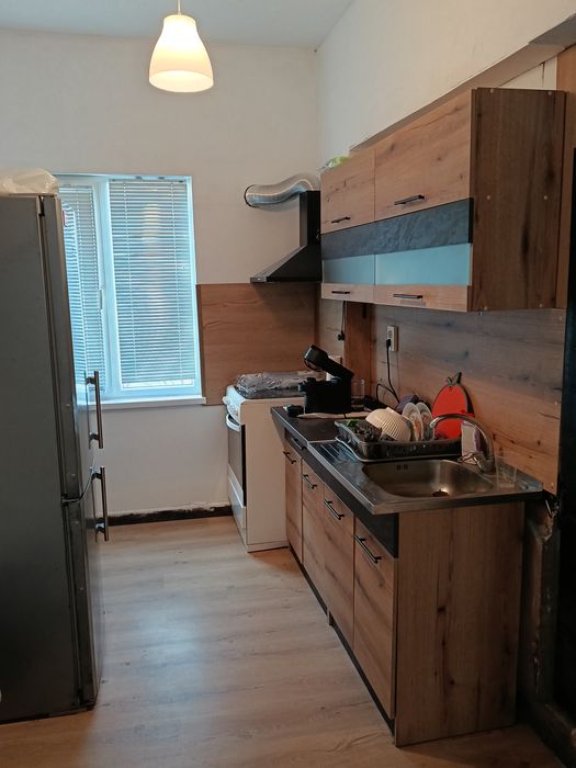 Дава се под наем Етаж от къща в Враца, Квартал 103 - 120 кв.м за 498.27 € - Снимка #4