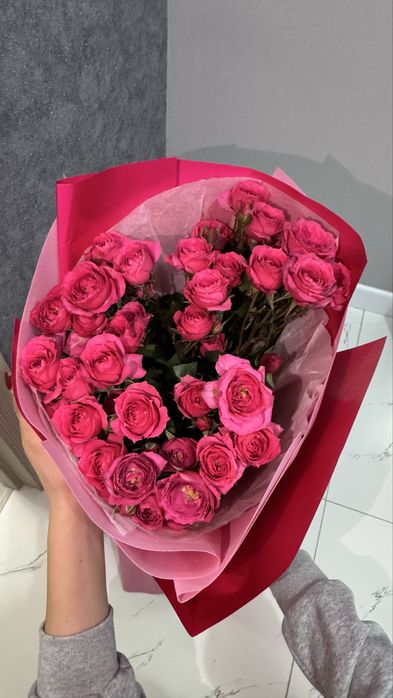 Продам кустовые розы