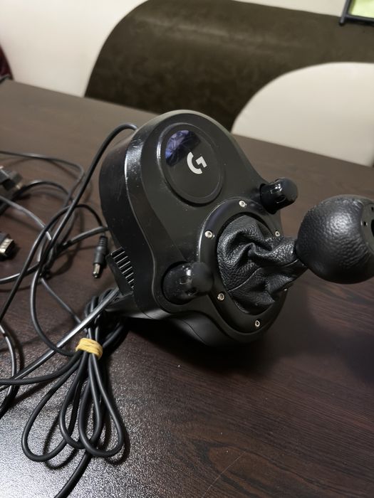 Волан Logitech G29 със H-Shifter
