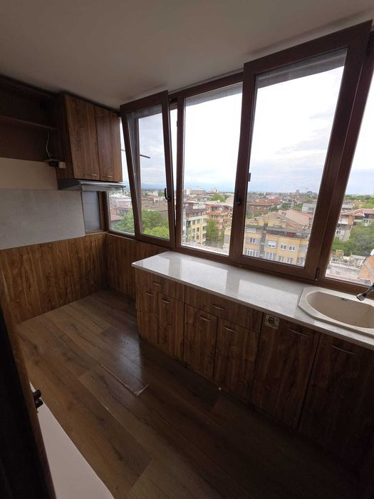 Продава се Тристаен апартамент в Пловдив, Южен - 74 кв.м за 1013 €/кв.м - Снимка #2