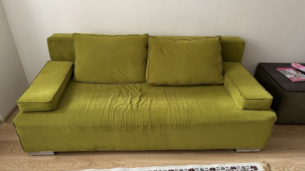 Срочно продам Диван