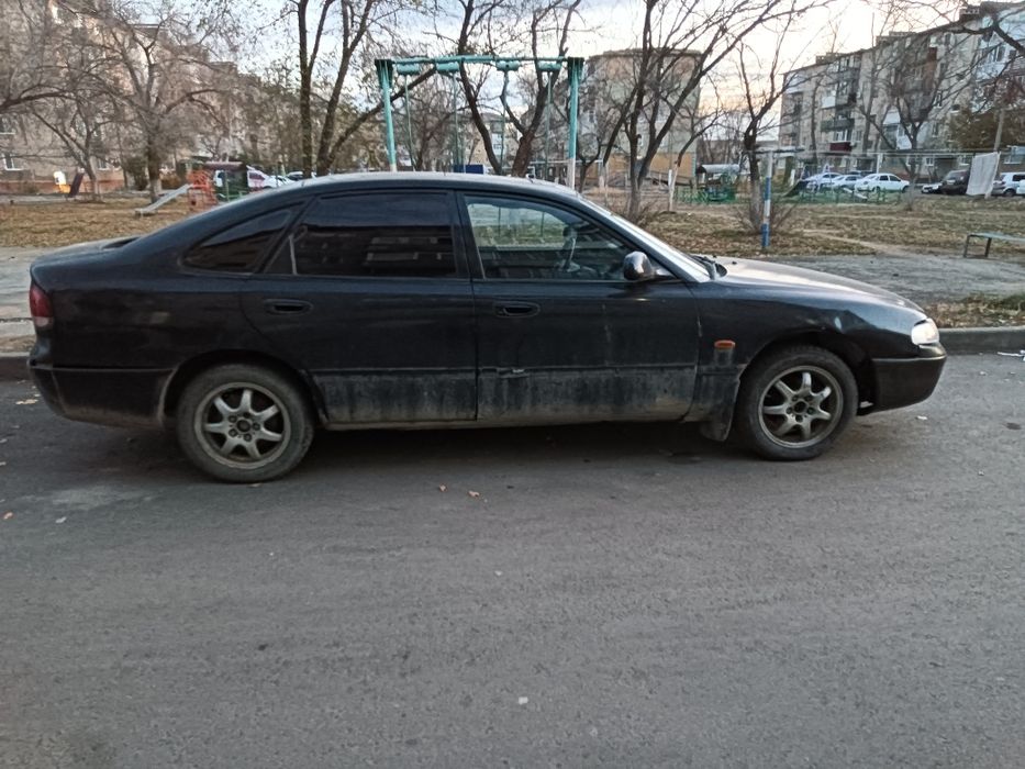 Продам машину Мазда 626