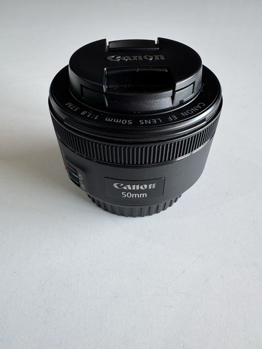 Canon 750 D пълен комплект