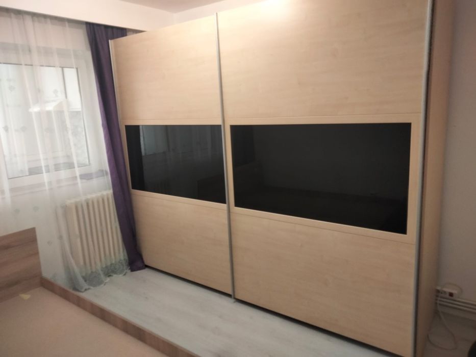 Inchiriez apartament