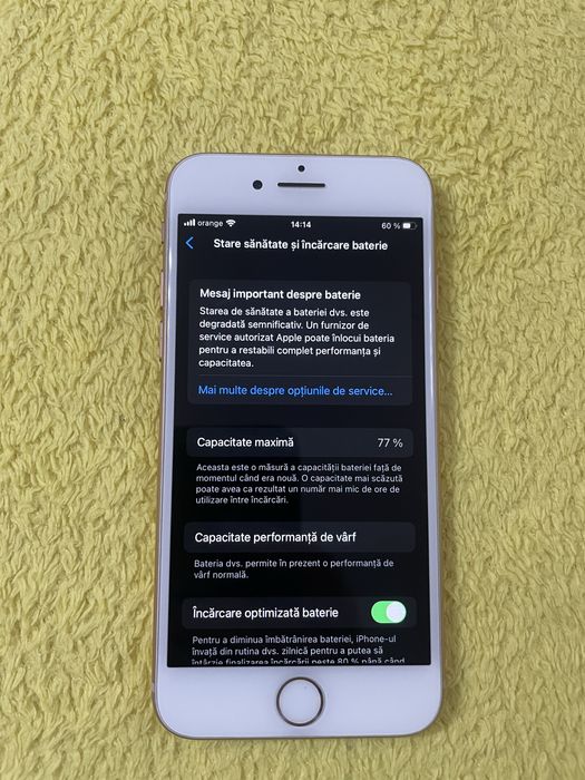 Vand Iphone 8 de 64 gb gold