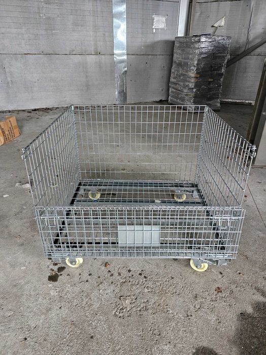 Складови метални колички с колелца