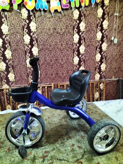 Продам  трехколесный велосипед