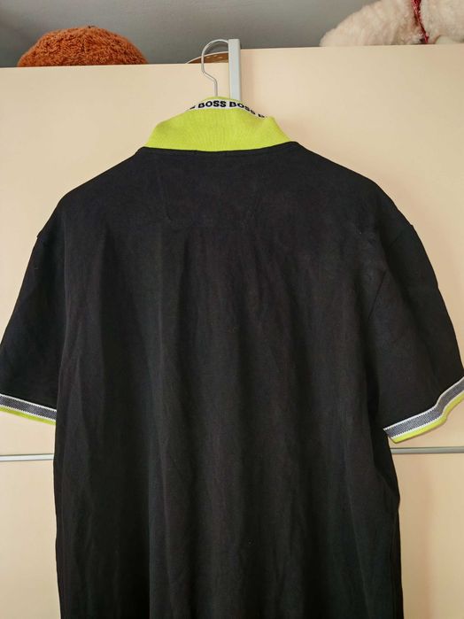Vând tricou Hugo Boss