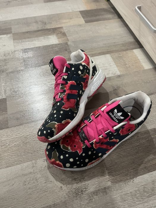 Оригинални маратонки