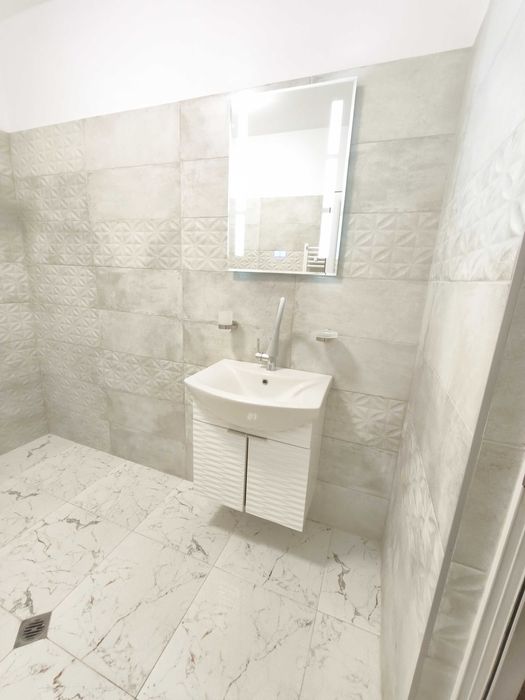 Дава се под наем Двустаен апартамент в Перник, Изток - 64 кв.м за 418.71 € - Снимка #11