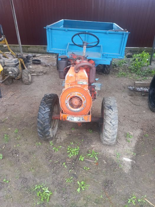 Vand motocultor.
