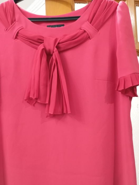 Продам  красное платье