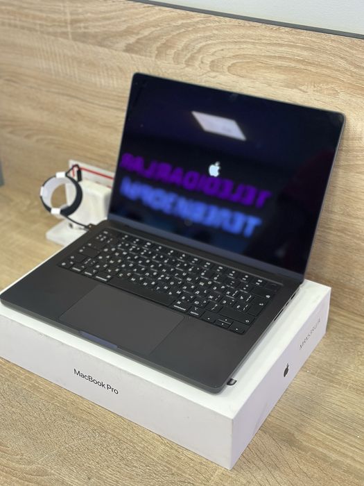 Продаю ноутбук Apple macbook pro