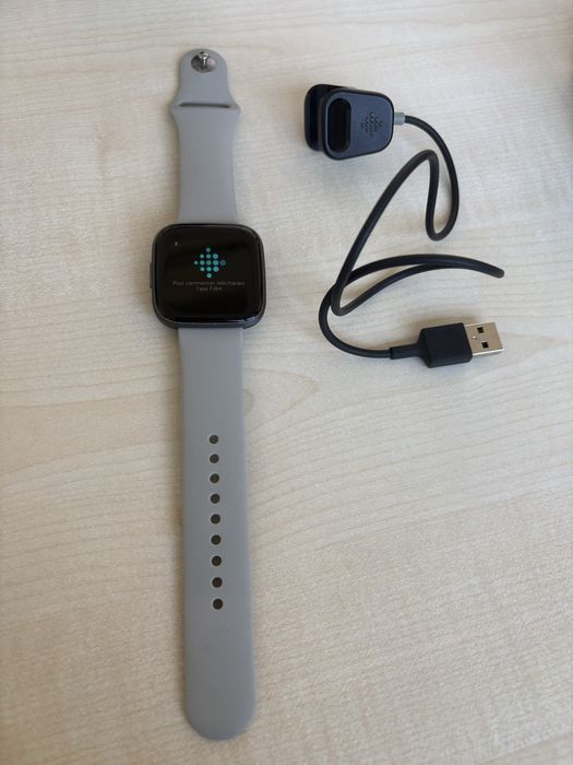 Fitbit Versa 2 smartwatch