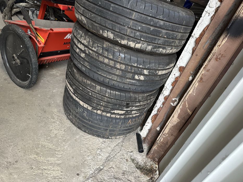 Anvelope vara 235.55.18 goodyear