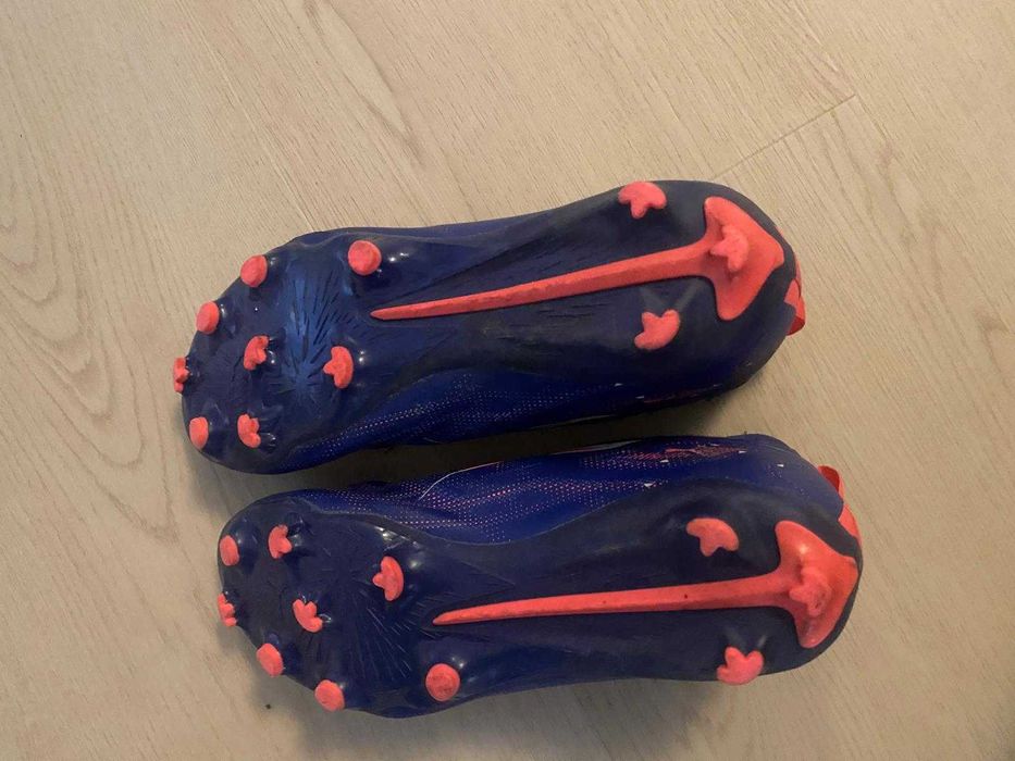 Crampoane Puma nr 38