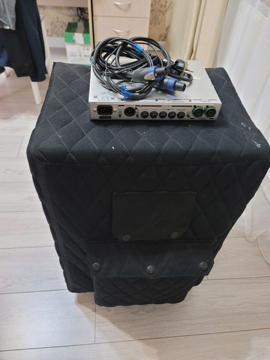 Басовый комбоусилитель