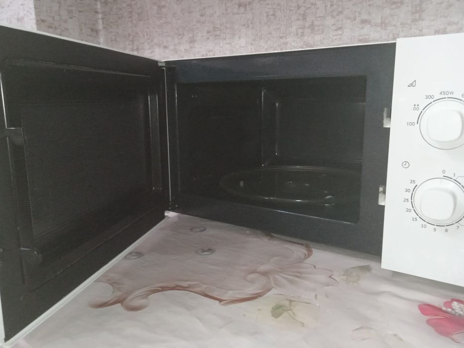 Продам микроволновую печь SAMSUNG