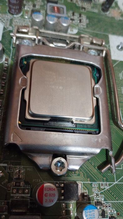 Kit pc ipisB-ch cu Intel core i5 2500