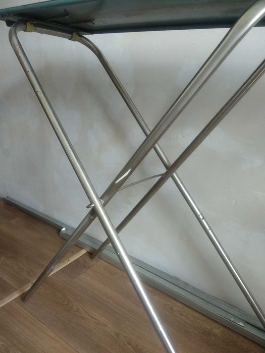 Гладильная доска (промышленная)