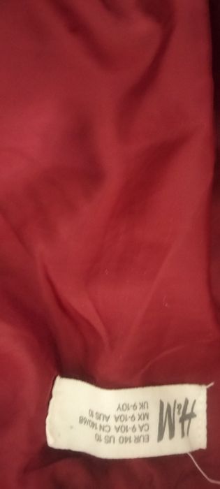 Куртка для девочки очень красивая и качественная