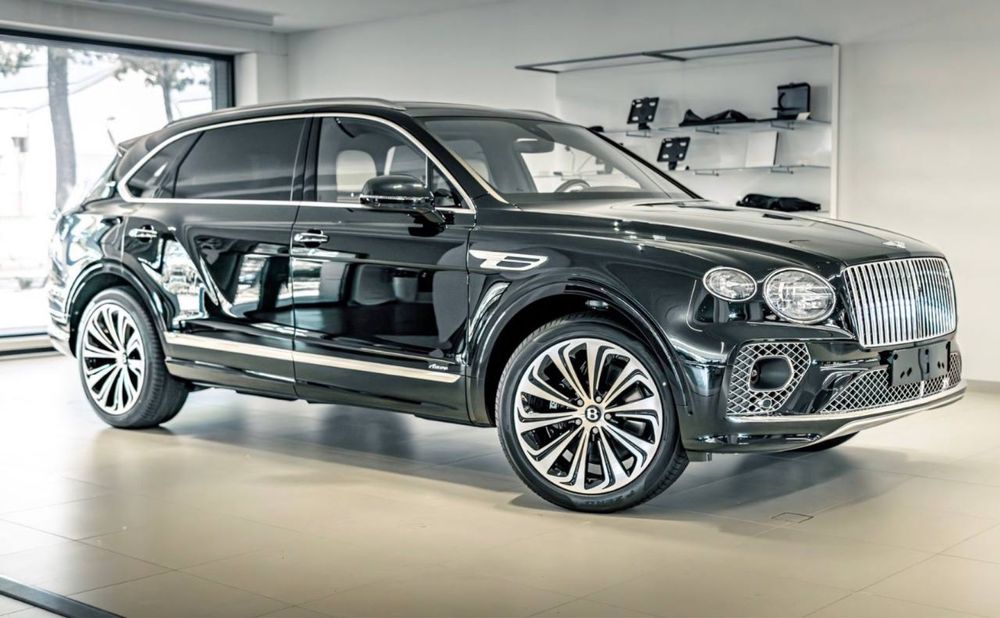 Bentley Bentayga EWB Azure First Edition  2026
