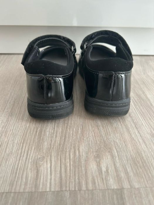 Pantofi piele naturala marimea 25