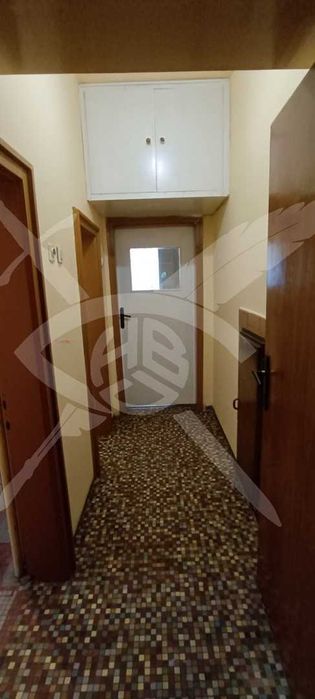 Дава се под наем Етаж от къща в София, Редута - 134 кв.м за 648.21 € - Снимка #4
