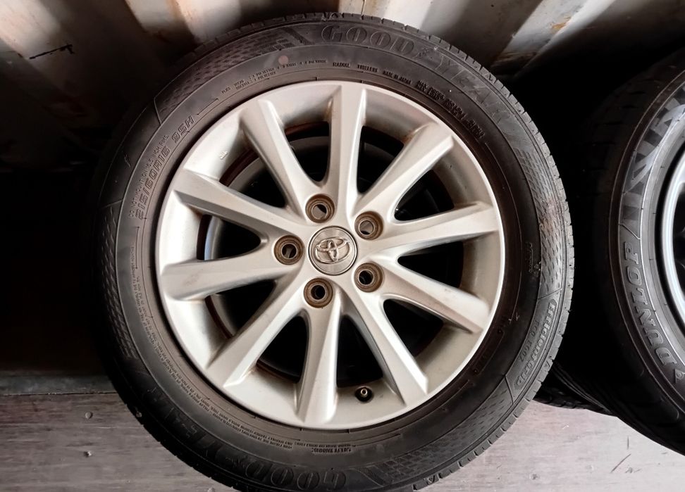 Диски с резиной Toyota