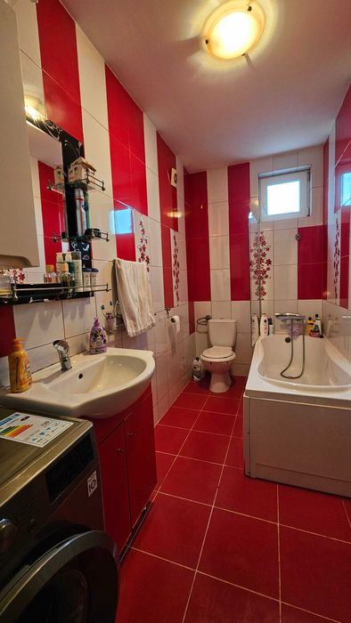 Proprietar inchiriez apartament 3 camere Stejarului
