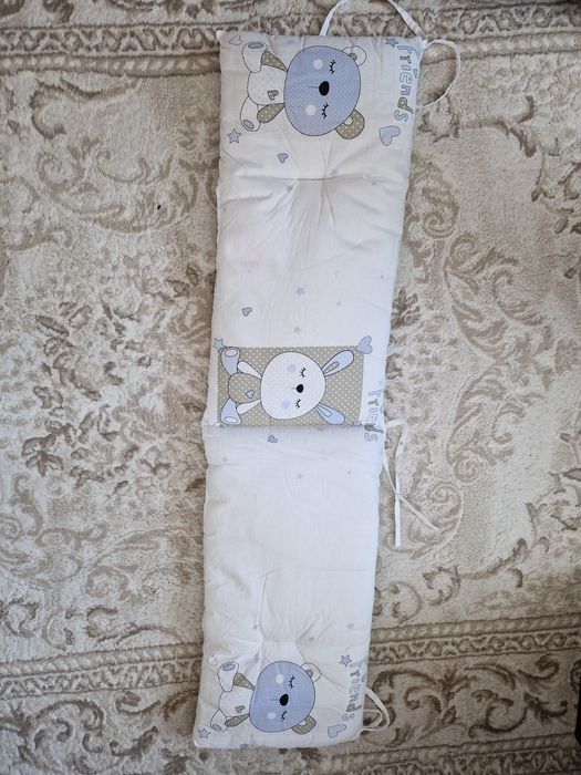 Обиколници за бебешка кошара