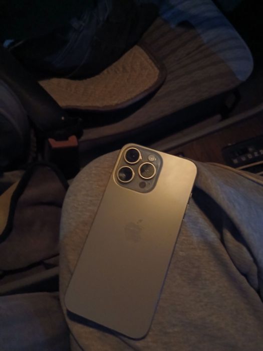 iPhone 15 pro max 256gb