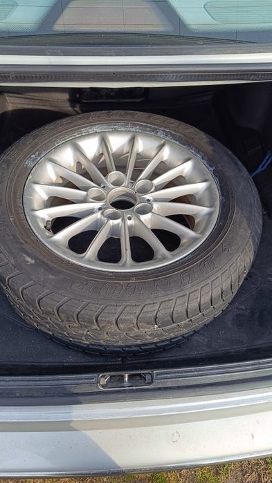 Джанти за Е39 16 ки с нови гуми + резервна джанта същият модел