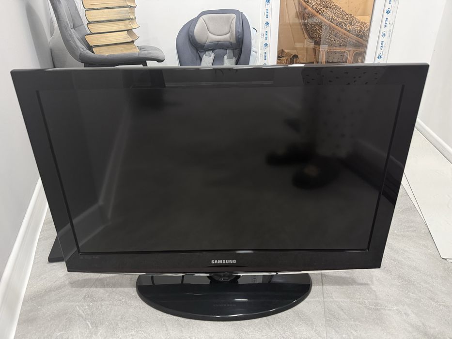 Продам телевизор Samsung