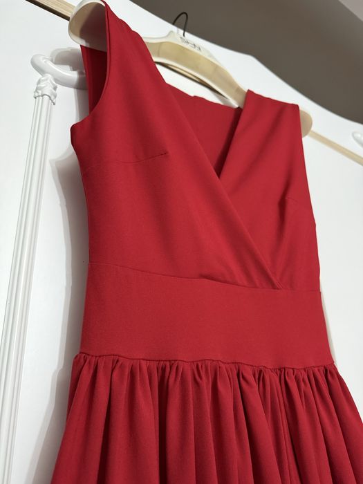 Червена рокля - ХS