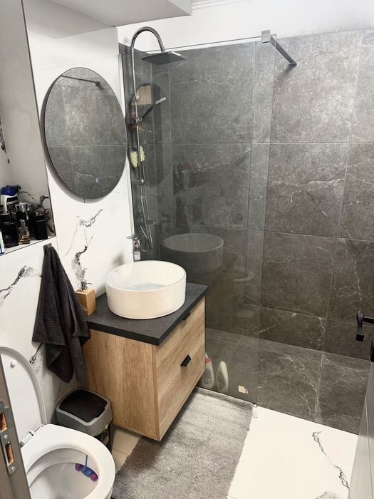 Vând apartament 2 camere