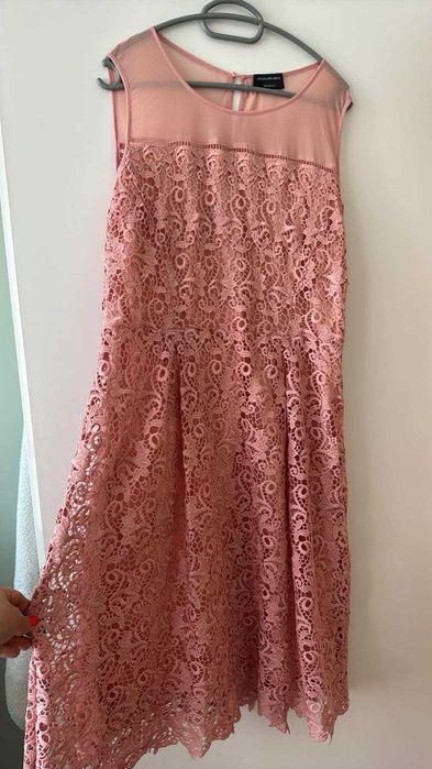 Нови и запазени рокли от 10 до 20 лева, размер 38-40, МANGO, H&M и др.